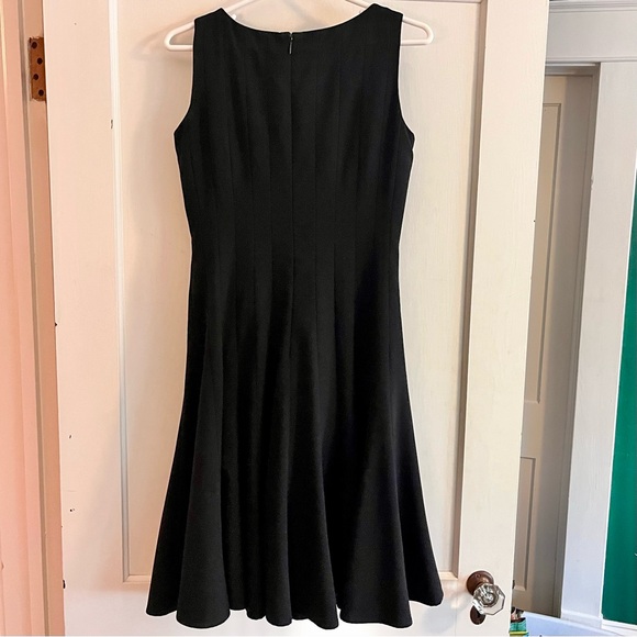 EUC Calvin Klein Classic Black Sleeveless A-Line Dress with Vertical Panels LBD - Picture 2 of 9